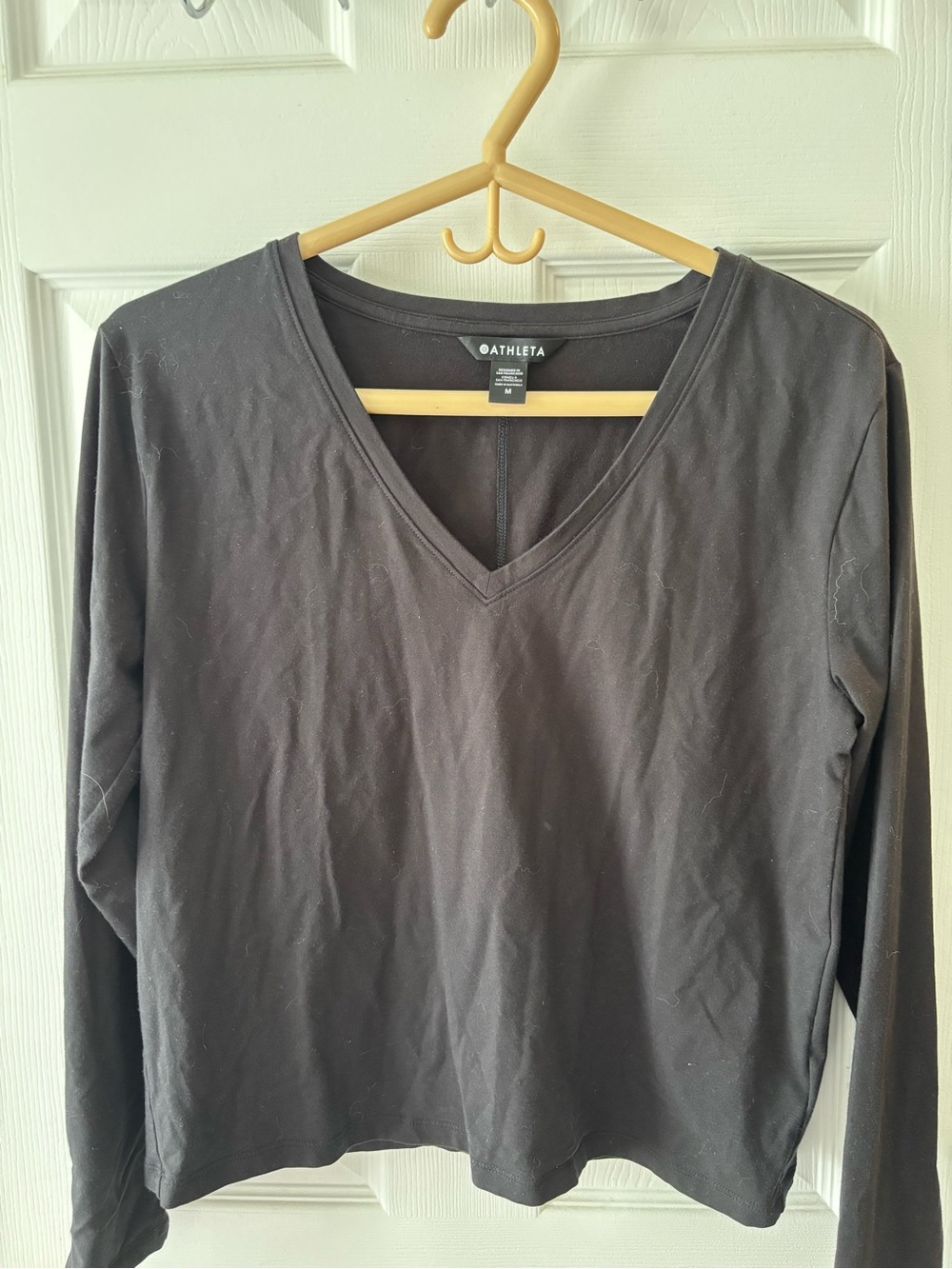 Athleta Women's Long-Sleeve V-Neck Shirt - Black